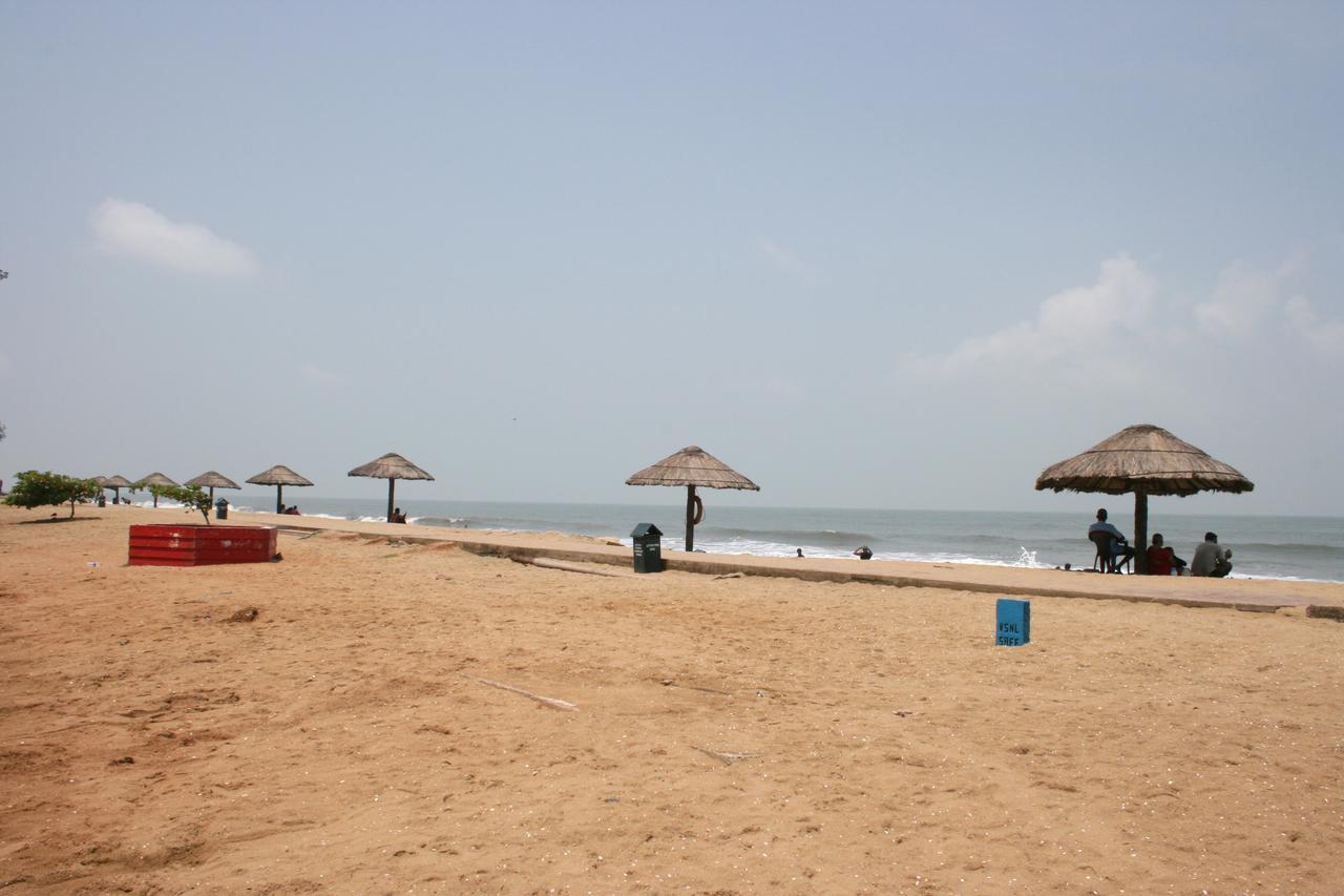 Hotel White City North Paravur Екстериор снимка