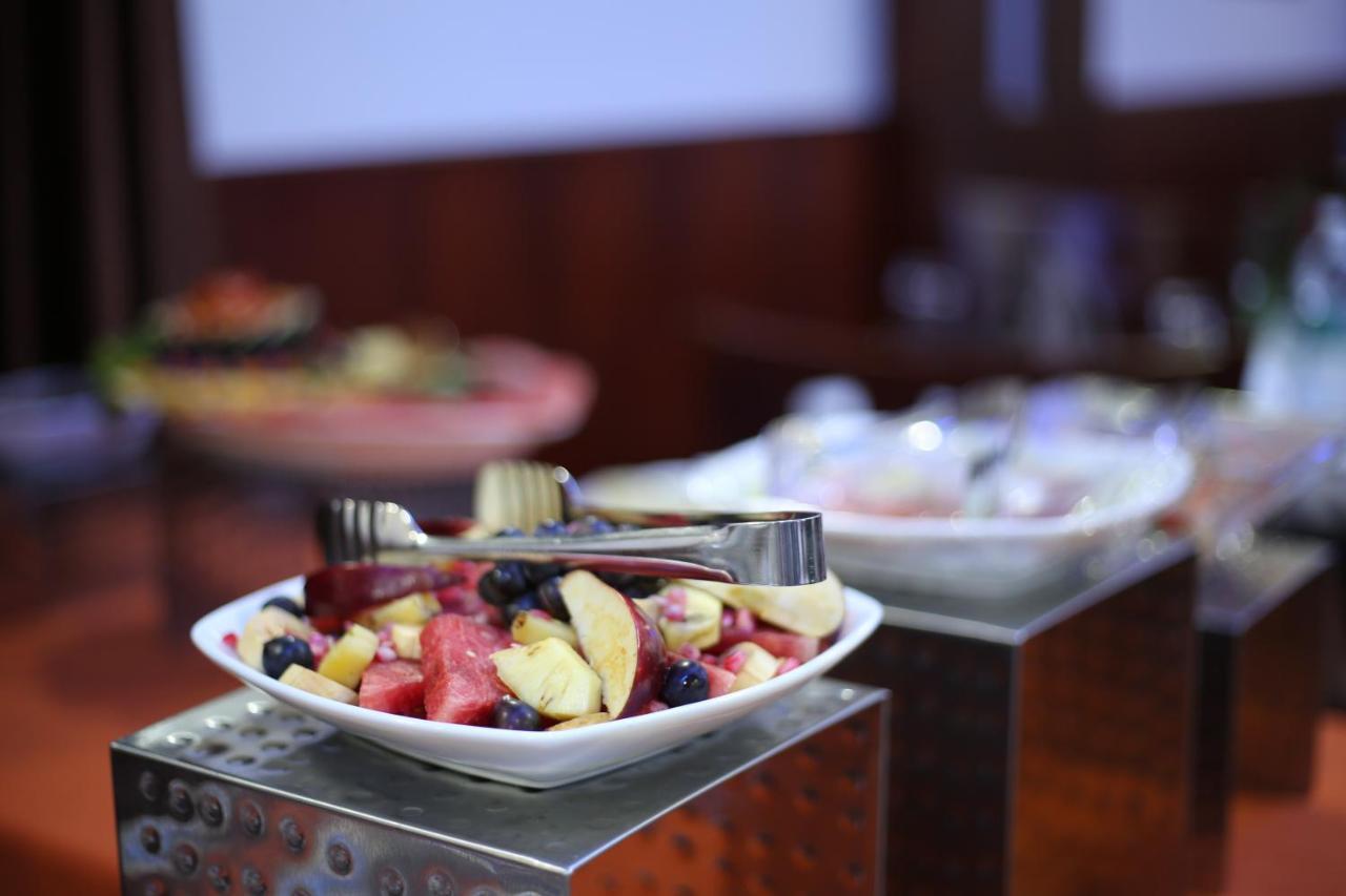 Hotel White City North Paravur Екстериор снимка